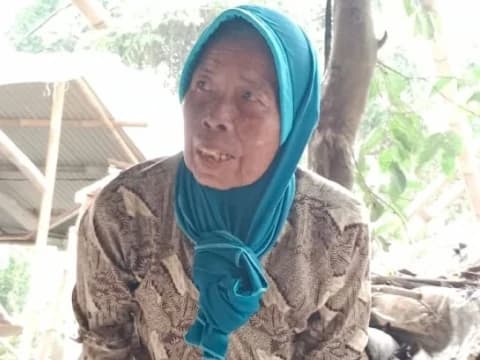 Hidup Sederhana, Mbah Warisah Rutin Mengisi Koin NU Cilacap