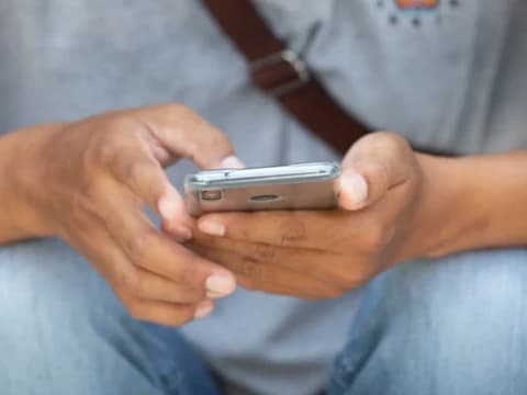 Mengenal Paylater atau Kartu Kredit Online dalam Kajian Muamalah