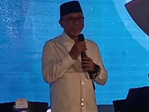 Di Muskerwil NU Jatim Mendag Sampaikan Optimisme Indonesia Selamat dari Ancaman Resesi