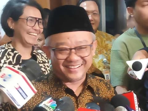 Mendikdasmen Usul Mata Pelajaran Sastra dalam Revisi UU Sisdiknas