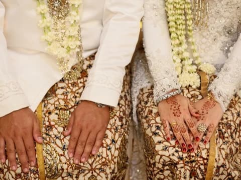 Hukum Menikahi Mahram dari Perempuan yang Pernah Dizinai 