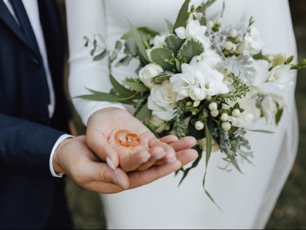 Hukum Mempoligami Dua Saudara Tiri