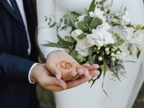 Menurunnya Angka Pernikahan di Indonesia dari Berbagai Sudut Pandang