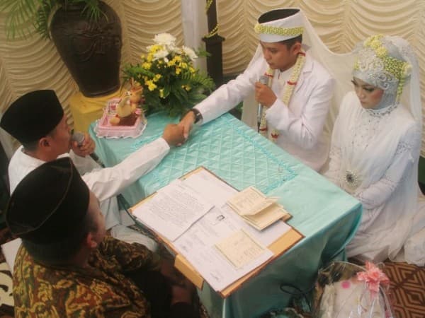 Kalimat Ijab Qabul dan Mewakilkan Wali Perkawinan