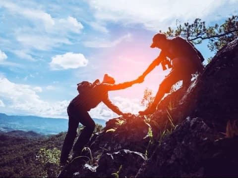 Khutbah Jumat: Pentingnya Berempati kepada Orang yang sedang Berduka