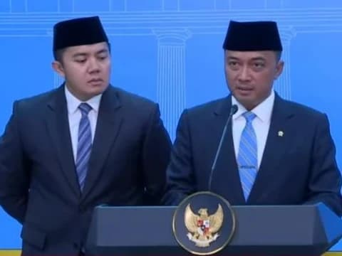 Presiden Reshuffle 5 Menteri dan Resmikan Kementerian Haji dan Umrah
