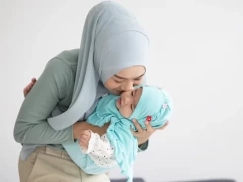 Bolehkah Menunda Qadha Puasa Ramadhan Sebab Menyusui? 