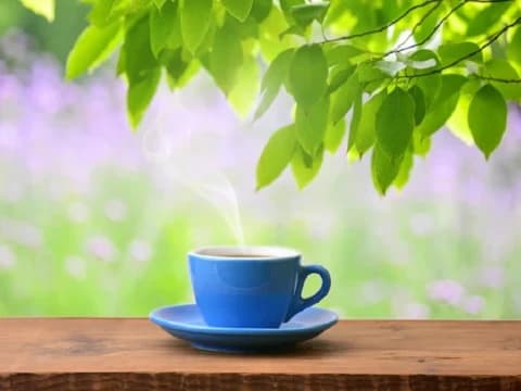 Saat Sahur, Sebaiknya Minum Teh atau Susu? Ini Penjelasan Ahli Gizi