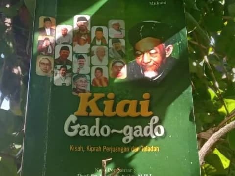 Rekam Jejak Kiai dan Ibu Nyai Jatim yang Diteladani Banyak Kalangan