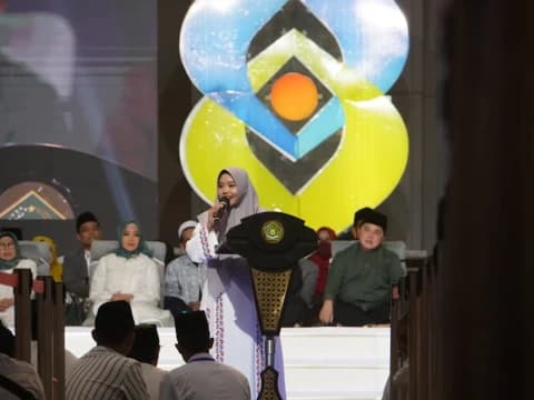 Di Hadapan Menteri, Ustadzah Mumpuni: Jika Manusia Dihargai dari Badannya, Silakan Bersaing dengan Sapi
