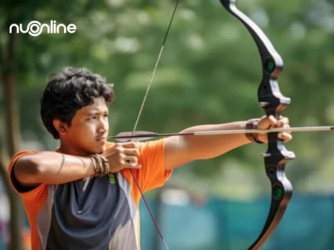 Kisah 3 Pemuda Banggakan Nasabnya saat Latihan Memanah