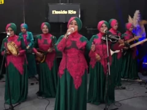 4 Lagu Nasida Ria tentang Haji, Nomor 3 Dinapaktilasi Jamaah Haji Seluruh Dunia 