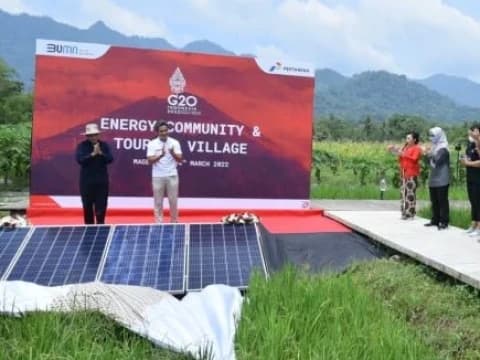 Task Force ESC Pasang PLTS untuk Warga Perdesaan