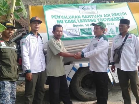 Atasi Kekeringan, NU Care-LAZISNU DIY Salurkan 40 Ribu Liter Air Bersih untuk Warga Gunungkidul