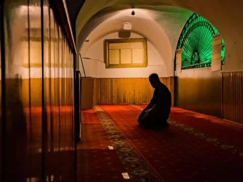 Khutbah Jumat: Mengais Keutamaan Ibadah di Sisa bulan Muharram