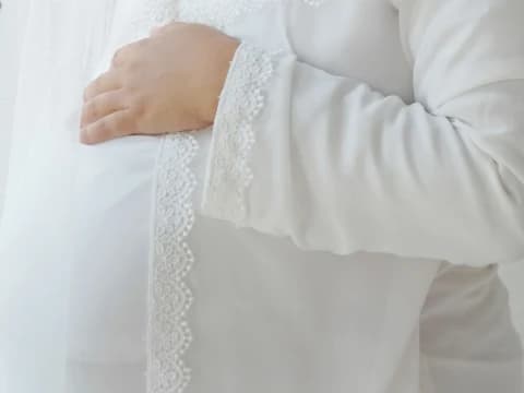 Tafsir Surat Ath-Thalaq Ayat 4: Batas Iddah Perempuan yang Sedang Hamil