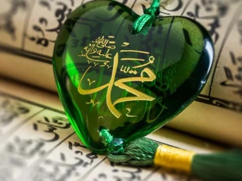 Meneladani Rasulullah: Membela Kemanusiaan Tanpa Sekat Identitas