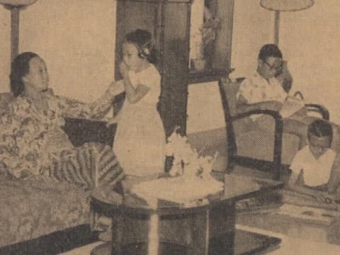 Kisah Sukses Nyai Solichah Wahid Mendidik Anak-Anak, Pernah Berjualan Beras