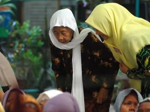 Bolehkah Memperingati Hari Ibu atau Mother’s Day dalam Islam?