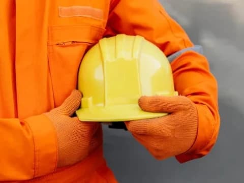 Perlindungan Sosial Mampu Jaga Kesehatan Mental Pekerja Berupah Rendah