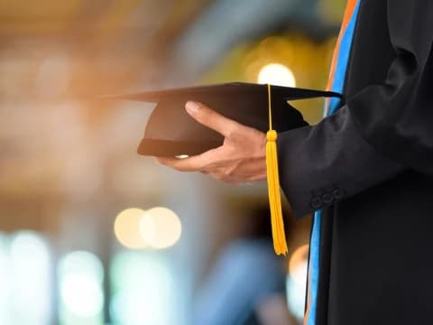 Hardiknas 2024, Berikut Sejumlah Janji Prabowo-Gibran di Bidang Pendidikan