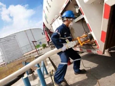 Apresiasi Tambah Subsidi, Pertamina Jaga Pasokan Energi