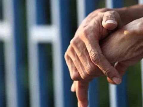 4 Sanksi Hukum Korupsi Pegawai Bea Cukai dalam Pandangan Fiqih Islam