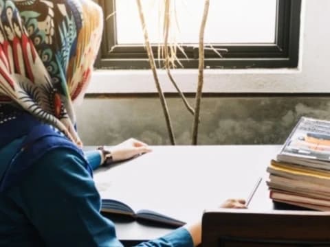 Hukum I’tikaf Akhir Ramadhan bagi Wanita Haid