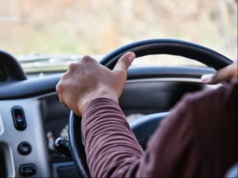 Musafir yang Bebas Shalat Jumat