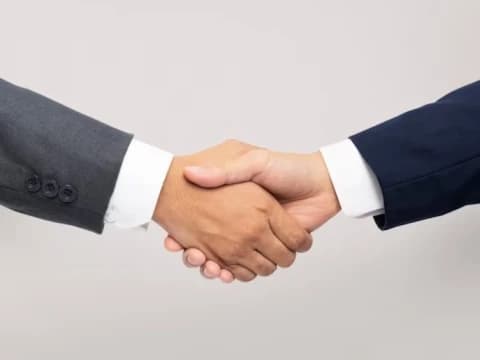 Khutbah Jumat: Menjaga Persaudaraan dan Persatuan di Tahun Politik