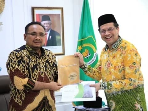 Irjen Kemenag Laporkan Hasil Pengawasan Triwulan II ke Menag Gus Yaqut