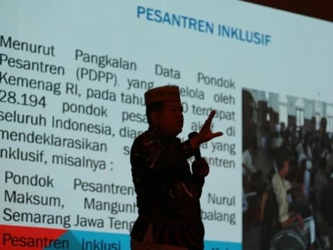 Fasilitasi Disabilitas, Kemenag Rancang Peta Jalan Pesantren Inklusif