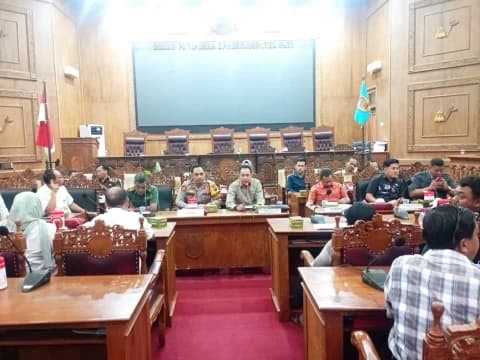 Audiensi Buntu, Petani Pundenrejo Belum Bisa Kembali Kelola Lahan Pertanian