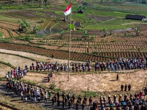 77 Tahun Indonesia Merdeka, Mengapa Nasib Petani Selalu Tertinggal?
