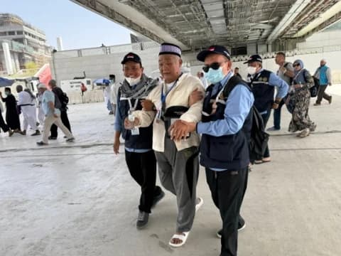 Imparsial Kritik Keras Usulan 50 Persen Petugas Haji dari TNI-Polri