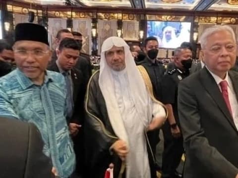 PM Malaysia: Kemaslahatan Umat Harus Didahulukan di Atas Perbedaan Ideologi