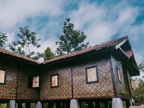 Eksistensi Pesantren Bale Rombeng di Banten