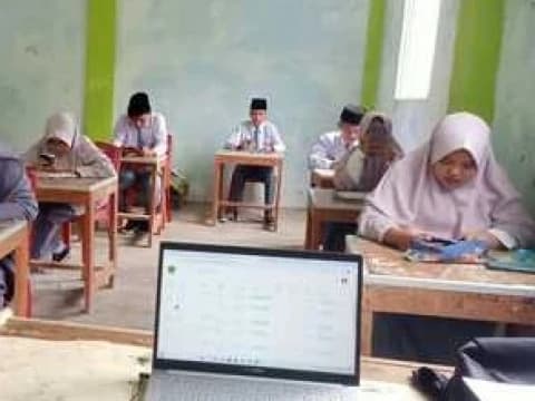 Pertama Kalinya, 15.200 Santri PPS Ulya Ikuti Ujian Pendidikan Kesetaraan Berbasis CBT 