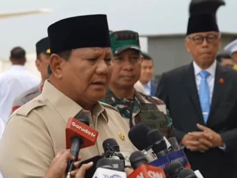 Prabowo Segera Panggil Kepala BGN Bahas Masalah dalam Program Makan Bergizi Gratis