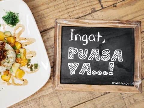 8 Hal yang Buat Puasa Batal