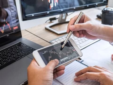 FOMO dan Kerentanan Anak Muda dalam Investasi Digital