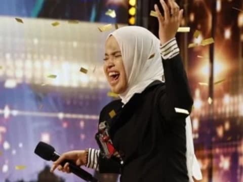 Tentang Golden Buzzer, Tombol Emas yang Bikin Putri Ariani Tembus Semifinal AGT 2023