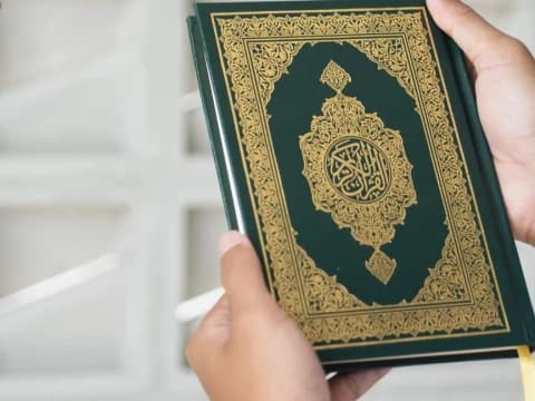 Mengenal Surat Al-Muddatstsir:  Seruan Ilahi, Tugas Nabi, dan Potret Hari Kiamat