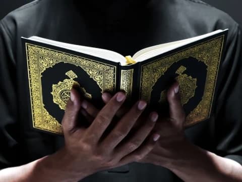 Khutbah Jumat: Peringatan Al-Qur'an, Cemas Jika Tidak Wujudkan Generasi Emas