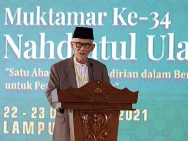 Di Balik “Supremasi Syuriyah Mutlak” KH Miftachul Akhyar