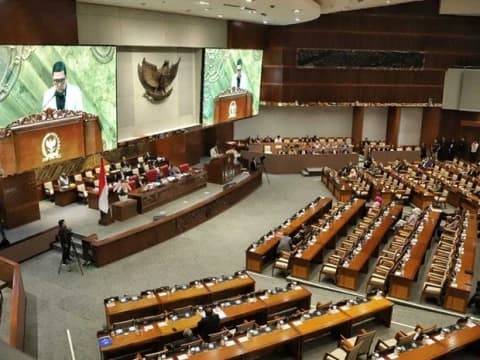 Sarat Kepentingan Politik, Penunjukan Adies Kadir sebagai Hakim MK Bisa Dibatalkan?