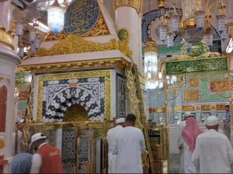 Mengunjungi Taman Surga di Masjid Nabawi