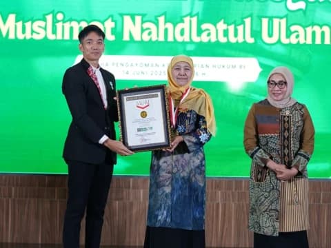 Pecahkan Rekor MURI, Muslimat NU Cetak 2.500 Paralegal Perempuan