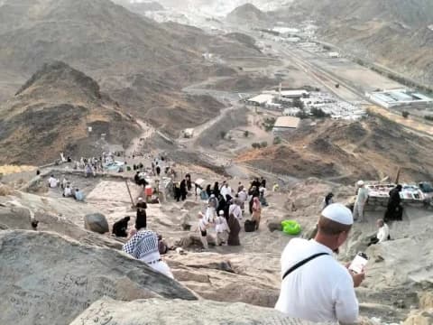 Yang Hilang dari Haji Masa Sekarang: Rihlah Ilmiah