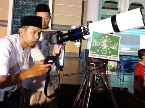 Mendamaikan Hisab dan Rukyat Hilal